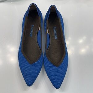 Rothy’s the point size 10